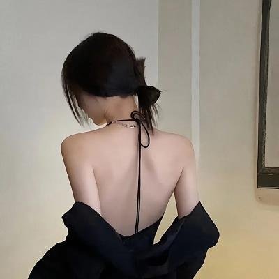潜藏敌影